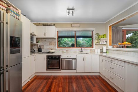 Photo of property in 5 Golf Road, Whitianga, 3591