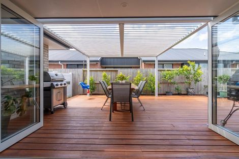 Photo of property in 67 Kaurinui Crescent, One Tree Point, 0118