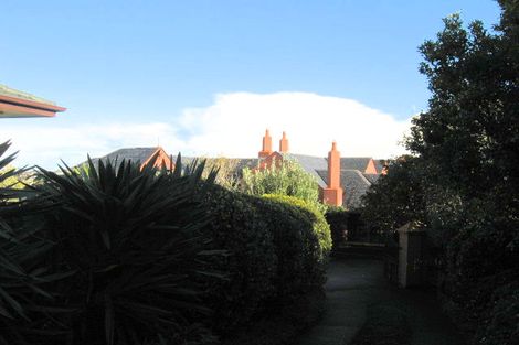 Photo of property in 68 Mellons Bay Road, Mellons Bay, Auckland, 2014