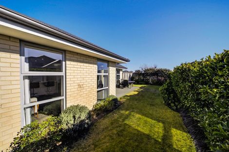 Photo of property in 42 Brockelbank Drive, Kaiapoi, 7630