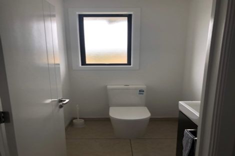 Photo of property in 8 Edwin Ebbett Place, Wigram, Christchurch, 8025