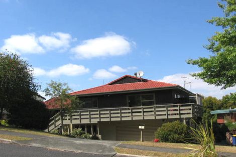 Photo of property in 7 Montclair Rise, Browns Bay, Auckland, 0630