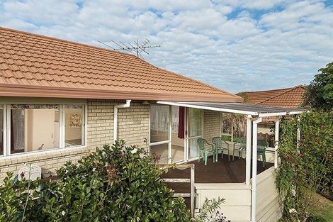 Photo of property in 21 Waitoa Street, Waiuku, 2123