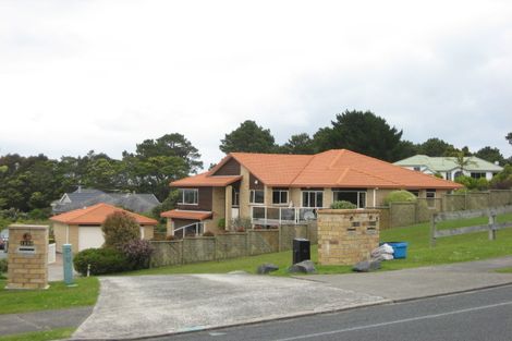 Photo of property in 1153 Whangaparaoa Road, Gulf Harbour, Whangaparaoa, 0930