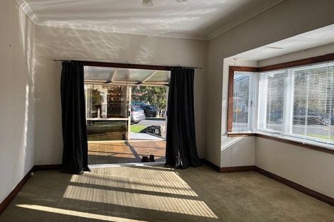 Photo of property in 1 Springcombe Road, Saint Heliers, Auckland, 1071