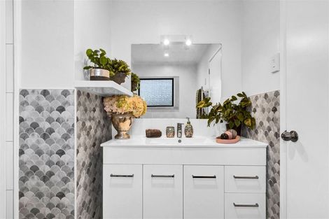 Photo of property in 142 Parklands Avenue, Bell Block, New Plymouth, 4312