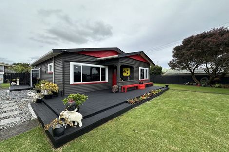 Photo of property in 67 Browne Street, Waitara, 4320