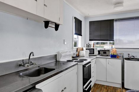 Photo of property in 3 Laurent Vc Street, Hawera, 4610