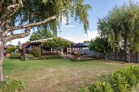 Photo of property in 51 Reynolds Road, Havelock North, 4130