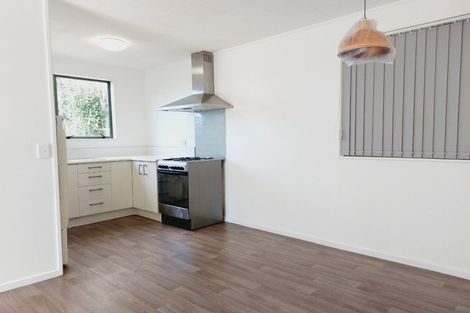Photo of property in 1/23 Landow Place, Henderson, Auckland, 0612