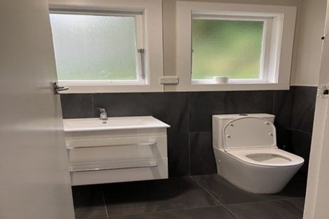 Photo of property in 38 Chaytor Street, Northland, Wellington, 6012