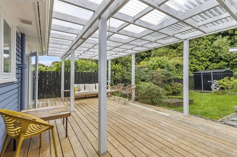 Photo of property in 65 Airlie Road, Plimmerton, Porirua, 5026