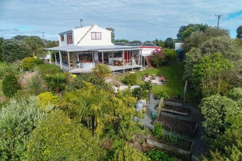 Photo of property in 221 Pahi Road, Pahi, Paparoa, 0571