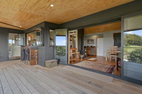 Photo of property in 261b Walker Road East, Aongatete, 3178