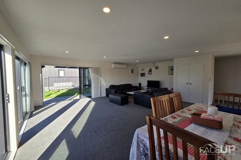 Photo of property in 50 Black Beech Crescent, Takanini, 2110