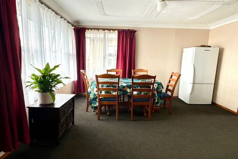 Photo of property in 13 Lowestoft Street, Balclutha, 9230