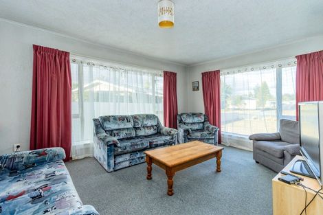 Photo of property in 13 Fraser Crescent, Twizel, 7901