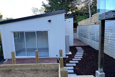 Photo of property in 36 Fowler Street, Northcote, Auckland, 0627