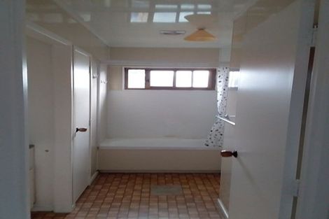 Photo of property in 2/48 Greenpark Road, Penrose, Auckland, 1061