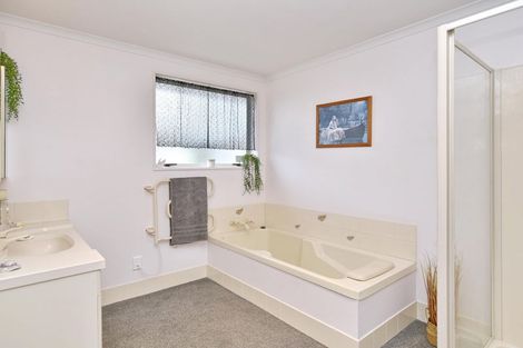 Photo of property in 7 Munich Place, Bromley, Christchurch, 8062