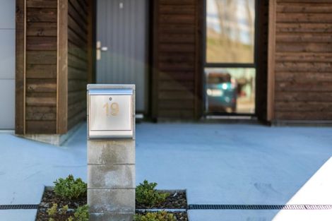 Photo of property in 19 Lauder Street, Lake Hayes, Queenstown, 9304