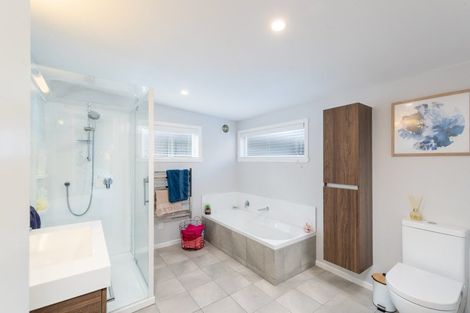 Photo of property in 15 Black Beech Street, Birchville, Upper Hutt, 5018