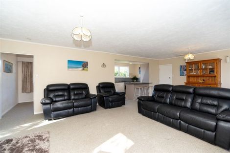 Photo of property in 13 Sherwood Drive, Pukete, Hamilton, 3200