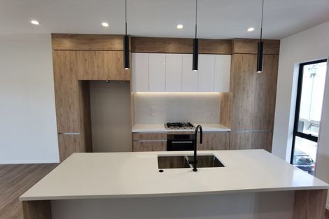 Photo of property in 12 Mina Way, Browns Bay, Auckland, 0630