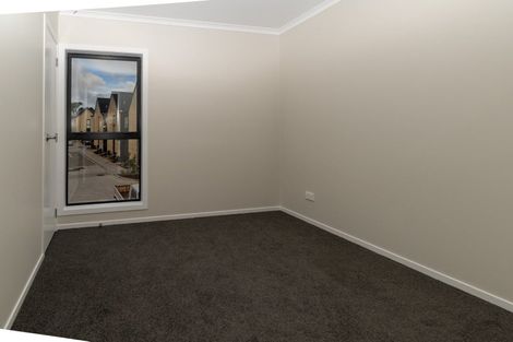 Photo of property in 2/125b Metcalfe Road, Ranui, Auckland, 0612