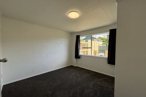 Photo of property in 1/89 Glenpark Avenue, Frankleigh Park, New Plymouth, 4310