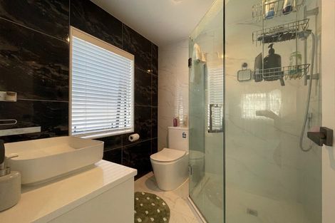 Photo of property in 24 Matahae Drive, Flat Bush, Auckland, 2019