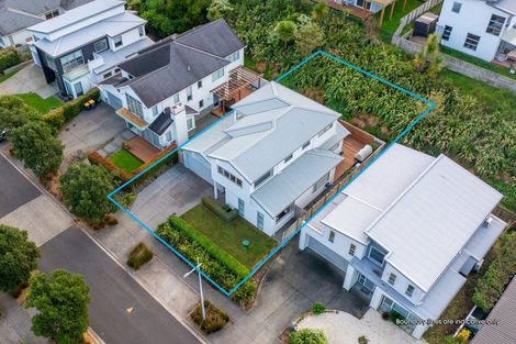 Photo of property in 21 Caldera Drive, Long Bay, Auckland, 0630