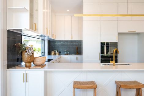 Photo of property in 8 Gage Lane, Havelock North, 4130