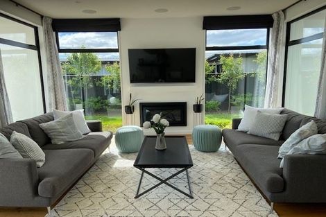 Photo of property in 6 Mersham Drive, Prebbleton, 7604