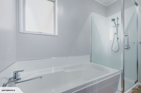 Photo of property in 71b Raumati Road, Raumati Beach, Paraparaumu, 5032