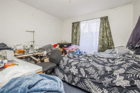 Photo of property in 3/10 Penion Drive, Flat Bush, Auckland, 2023