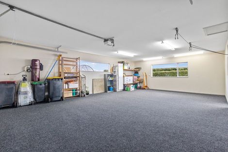 Photo of property in 5 Craigieburn Lane, Mount Pleasant, Christchurch, 8081