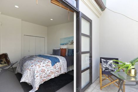 Photo of property in Mendosa Terraces Apartments, 22/9 Ebor Street, Te Aro, Wellington, 6011