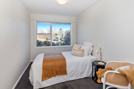 Photo of property in 17 Ilfracombe Place, Burnside, Christchurch, 8053