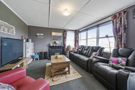 Photo of property in 11 Tuki Street, Titahi Bay, Porirua, 5022