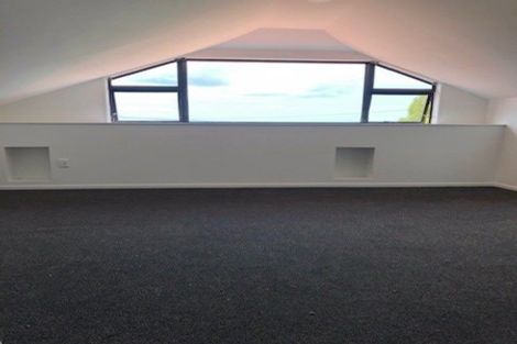 Photo of property in 4 Beatrice Avenue, Hillcrest, Auckland, 0627