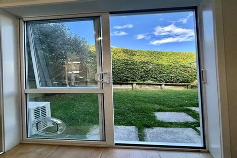 Photo of property in 1/3 Manutara Avenue, Forrest Hill, Auckland, 0620