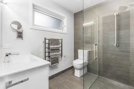 Photo of property in 56 Kia Ora Road, Beach Haven, Auckland, 0626