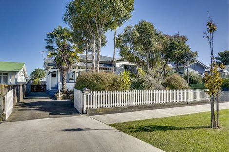 Photo of property in 14 Mcdonald Street, Napier South, Napier, 4110