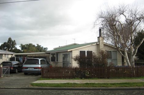 Photo of property in 135 Pembroke Street, Carterton, 5713
