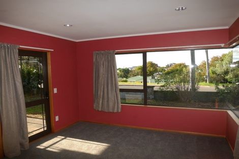 Photo of property in 20 Ngaio Road, Raumati Beach, Paraparaumu, 5032