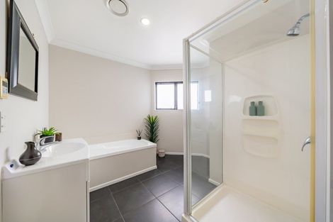 Photo of property in 28 Tararua Street, Trentham, Upper Hutt, 5018