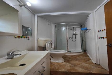 Photo of property in 33 Cherry Road, Bucklands Beach, Auckland, 2014