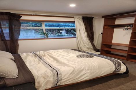 Photo of property in 34 Cannon Hill Crescent, Mount Pleasant, Christchurch, 8081