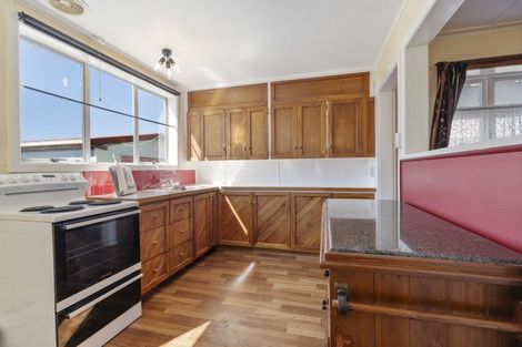 Photo of property in 82 Orlando Street, Stratford, 4332